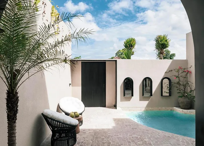 Hampton Ii Pererenan * Canggu (Bali)